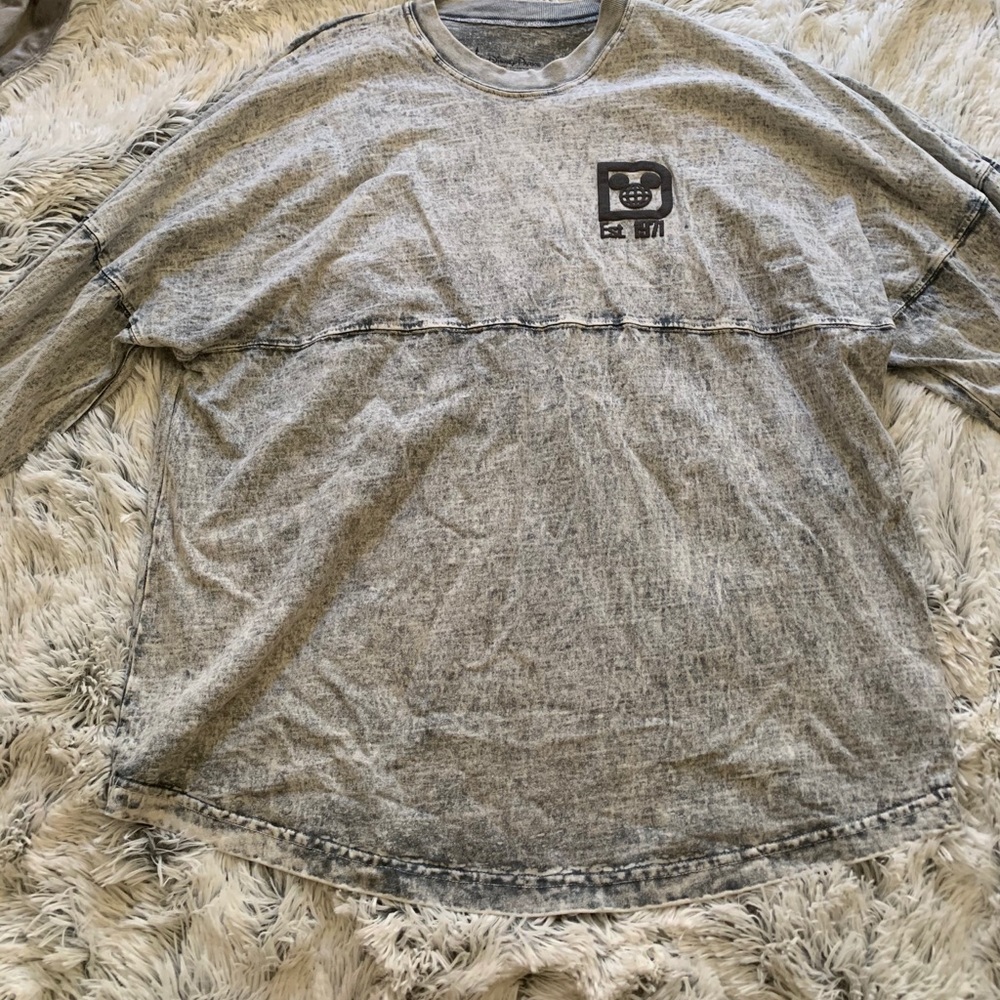 DisneyWorld light washed Denim Spirit Jersey